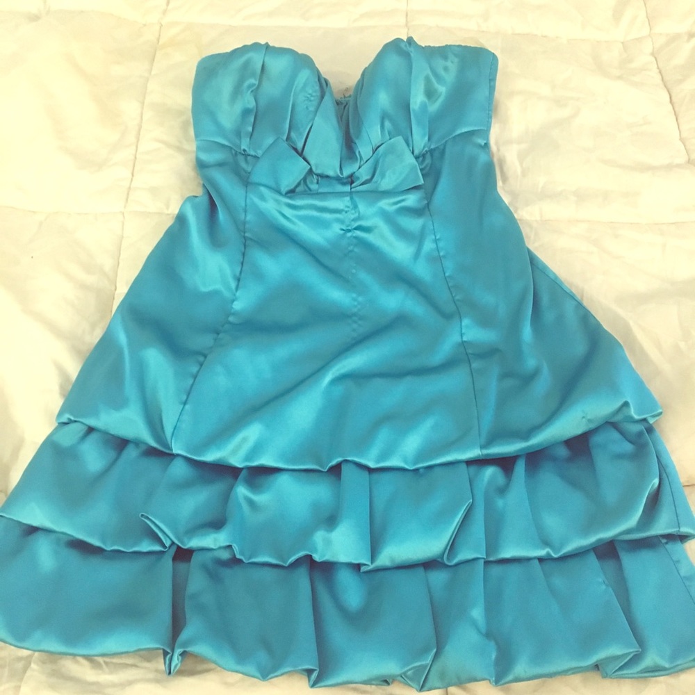 Wishes Wishes Wishes Blue strapless dress